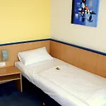 Otel Wallis
