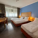 Hotel Wallis