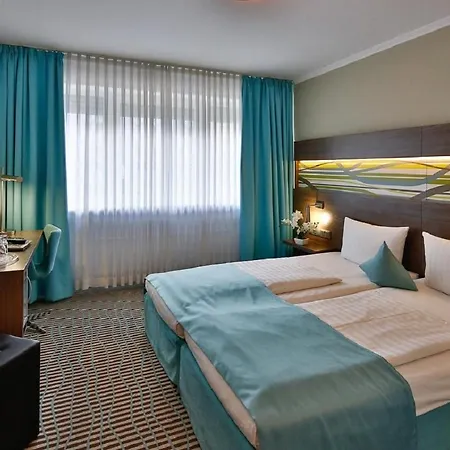 Wallis Hotel