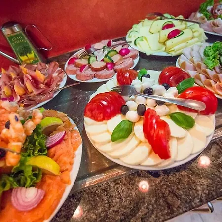 Np Wallis 3* München