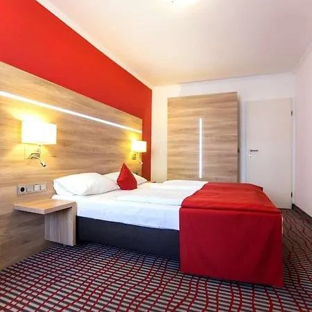 Wallis Hotel