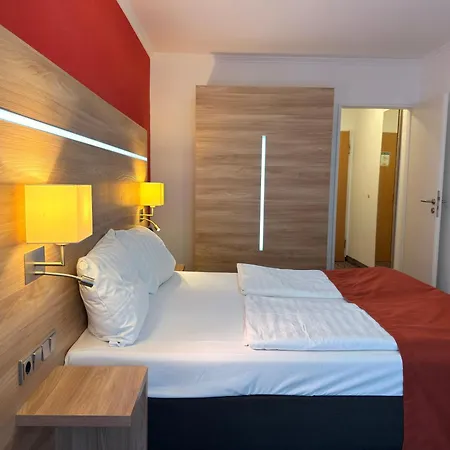Ξενοδοχείο Wallis 3*