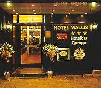Wallis Hotel